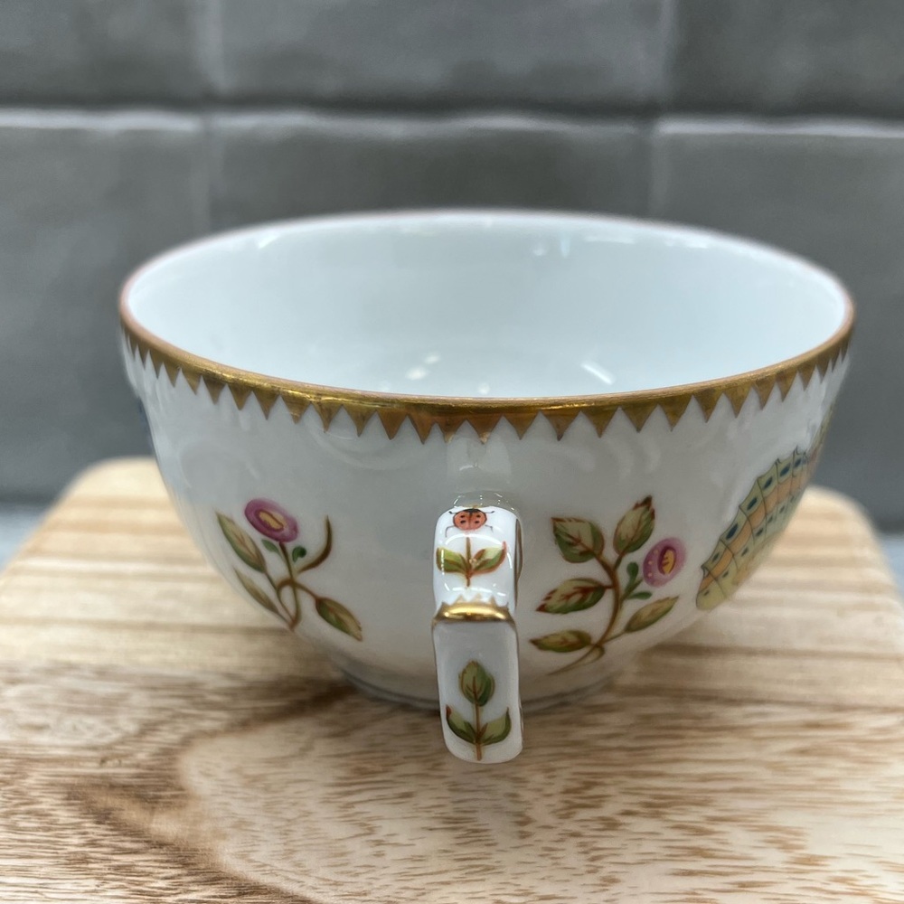 Anna Weatherley Tea Cup - Picture 4 of 5